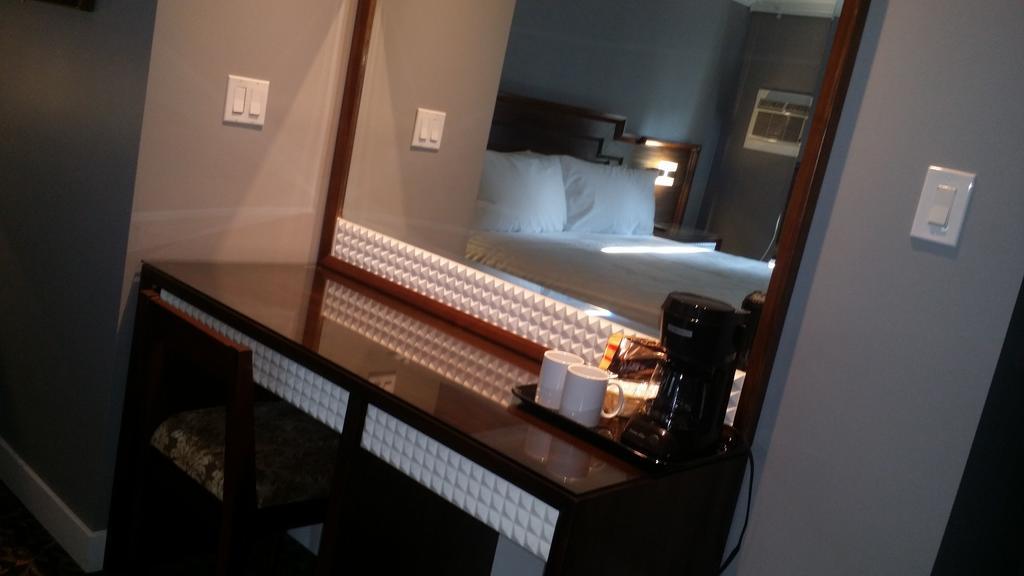 The Deluxe Hotel Vancouver Kamer foto